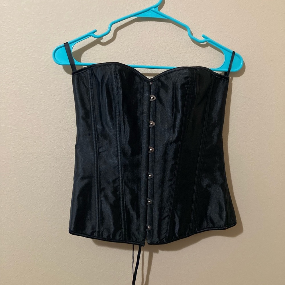 Black corset!
